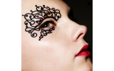 kryolan-face-lace-swirlyqueue_80