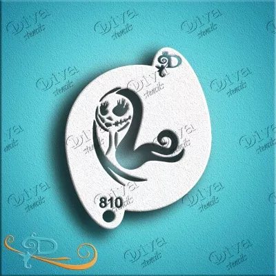 Small - 810 - Sally